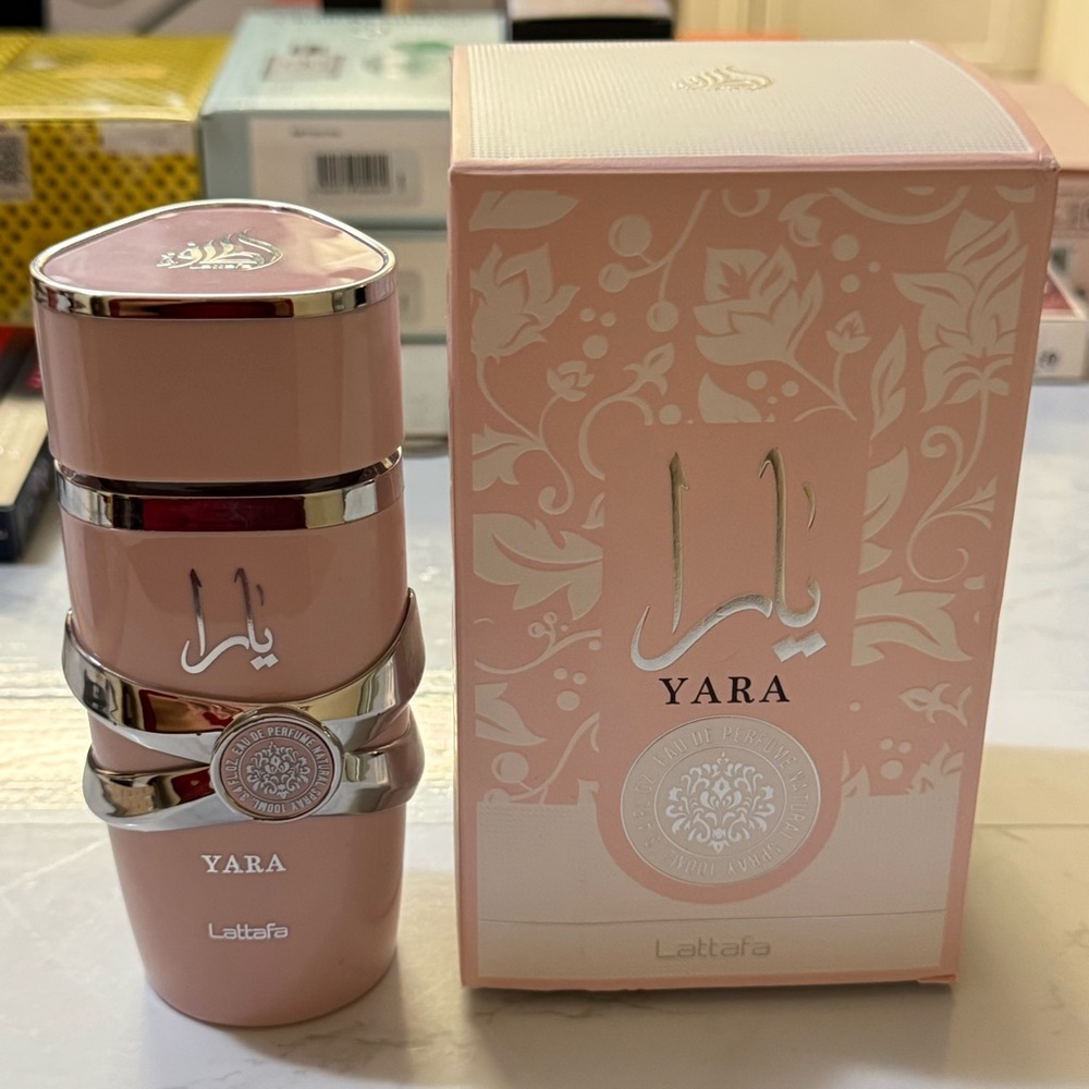 Lattafa Yara 100ml EDP Women's Authentic Fragrance Perfume Spray - Picture 3 of 7